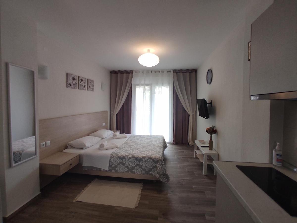 Royals Apartments Nikíti Kültér fotó